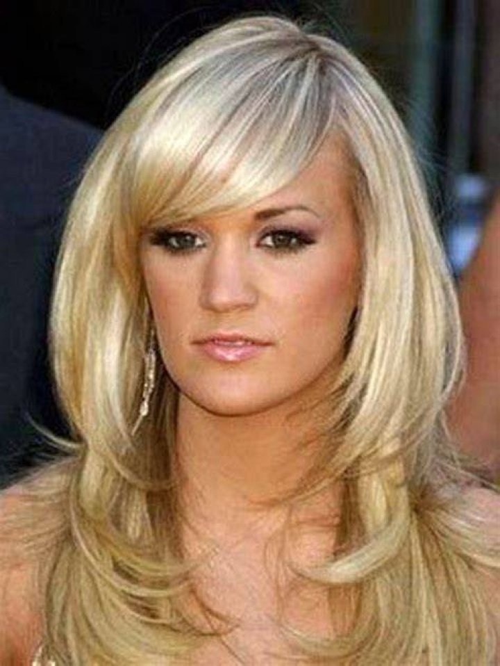 25 MediumLength Hairstyles to Steal from Celebrities The Xerxes