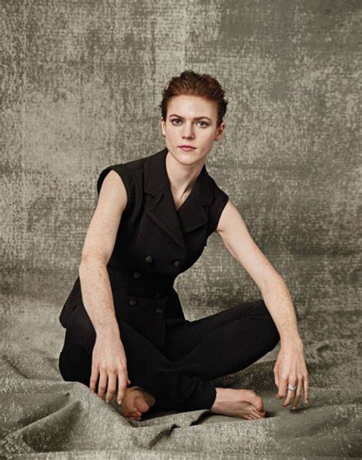 28 Sexy Rose Leslie Feet Pictures Are Heaven On Earth The Viraler
