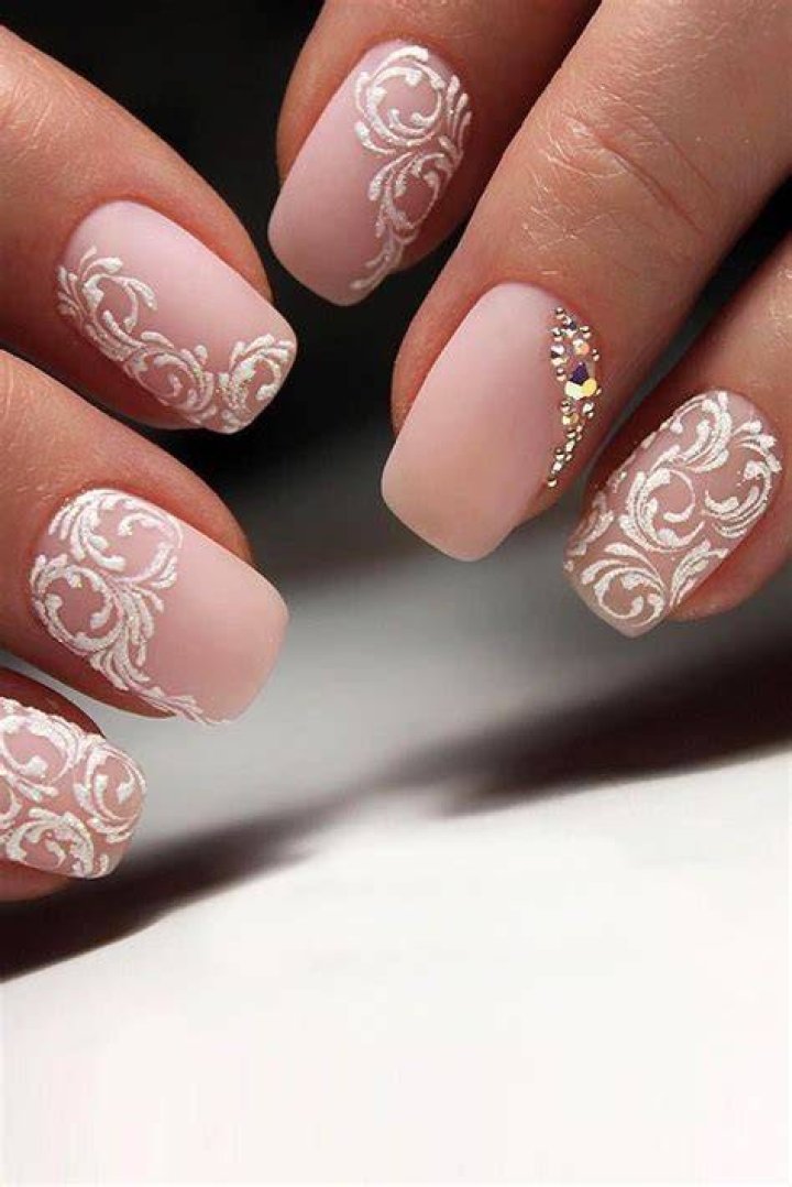 30+ Stunning Wedding Nail Designs For The Chic Bride The Glossychic