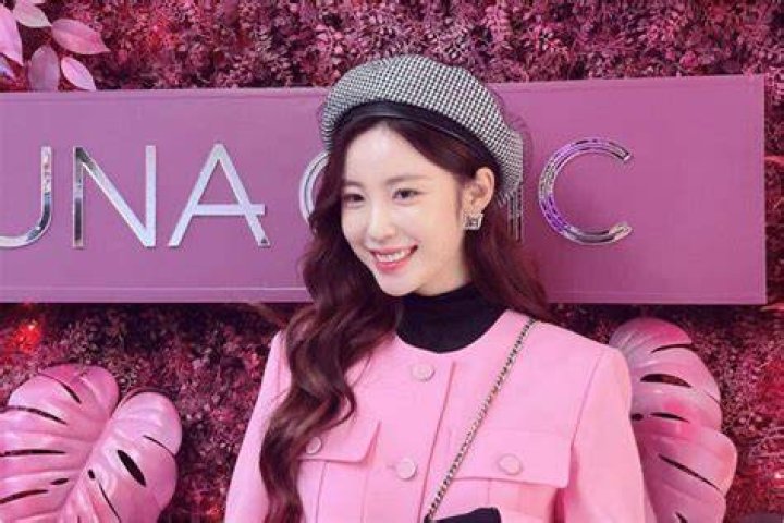 8 Kepalsuan Hidup Oh Min Hye di Drakor Celebrity