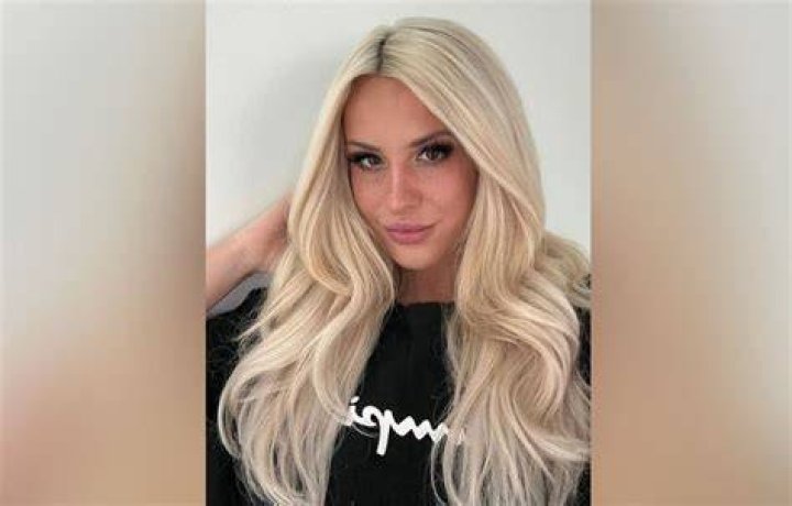 Blair Walnuts’ biography age, height, real name, partner, weight loss Legit.ng