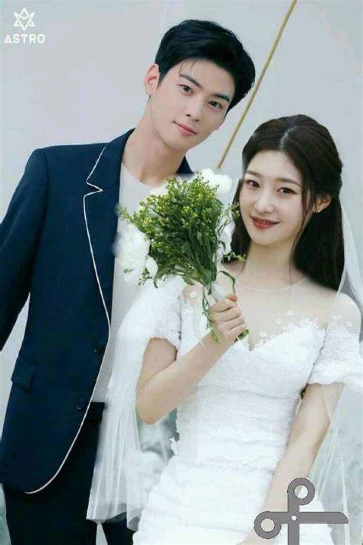 Cha EunWoo Wife Is He Married? Family And Net Worth