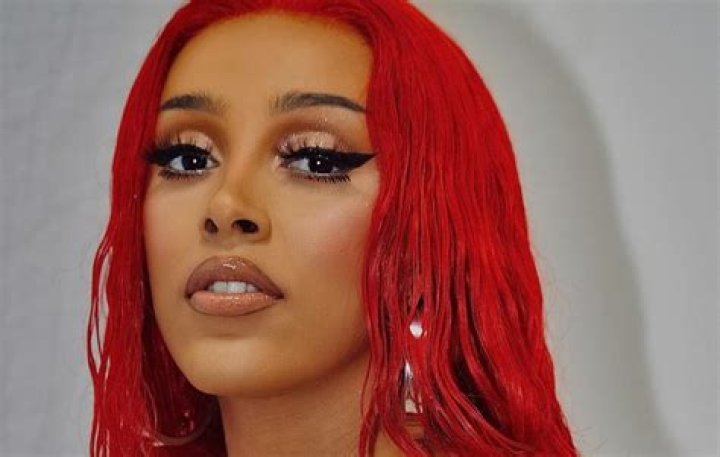 Doja Cat bio age, full name, measurements, nationality, parents, songs, albums, profile