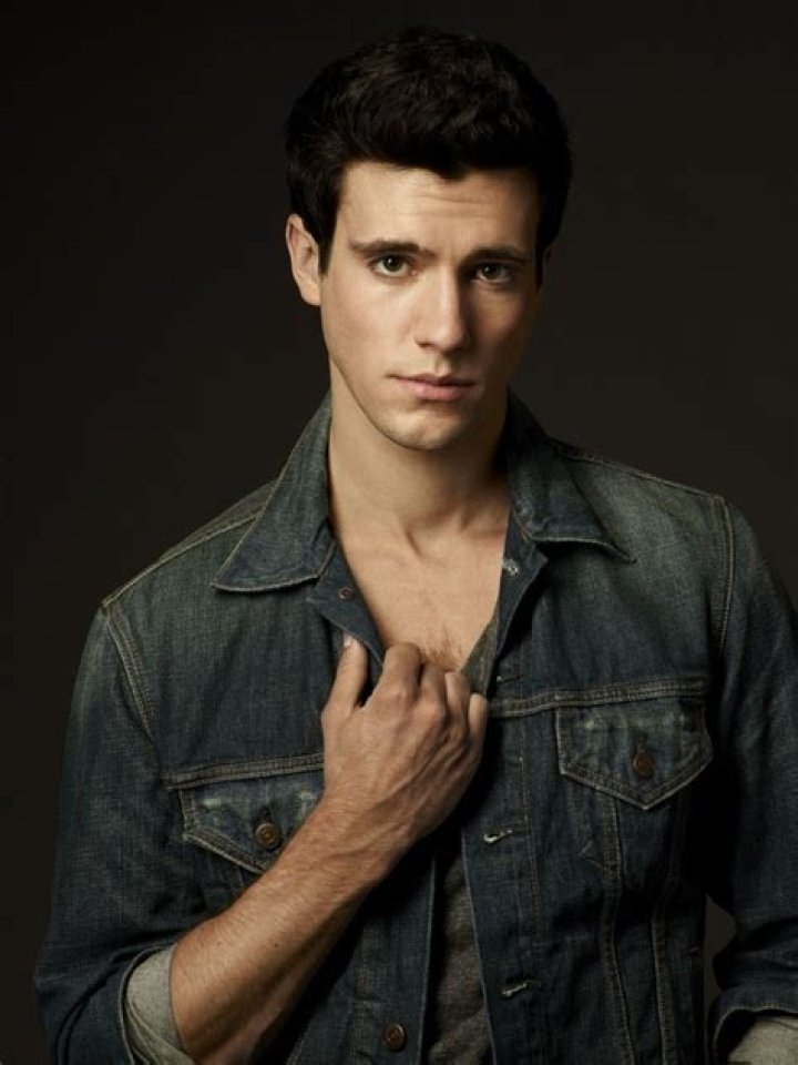 Drew Roy as Zach Goode (credits to Gallagher girls, Ally carter, Favorite