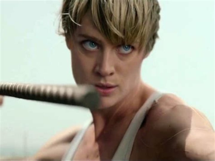 Facts about Mackenzie Davis Grace in Terminator Dark Fate and other