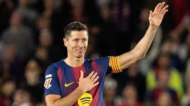 Familienidylle Robert Lewandowski So feiert der Weltfu&szlig;baller krone.at