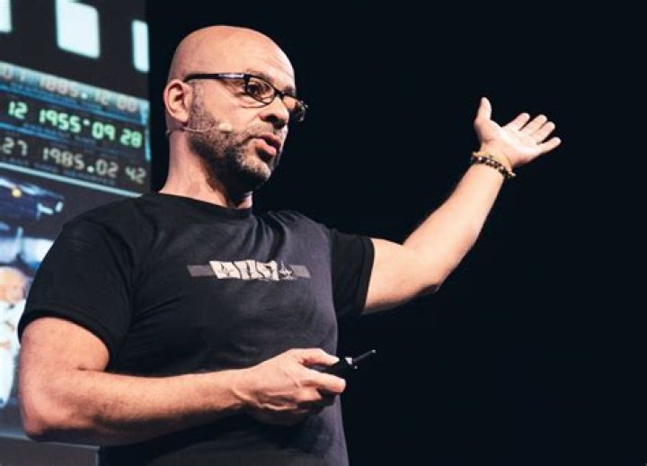 Former Google X exec Mo Gawdat's formula for happiness