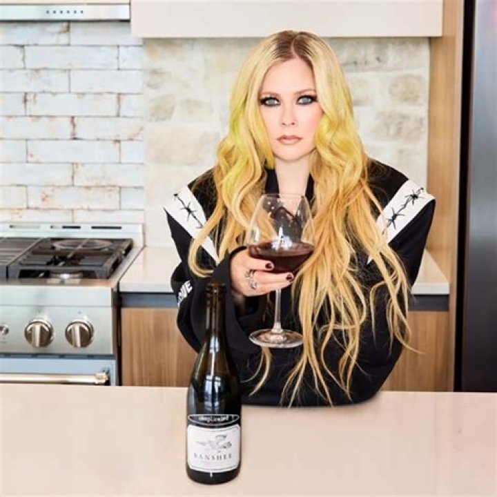 Has Avril Lavigne ever been married? A look at their past relationships