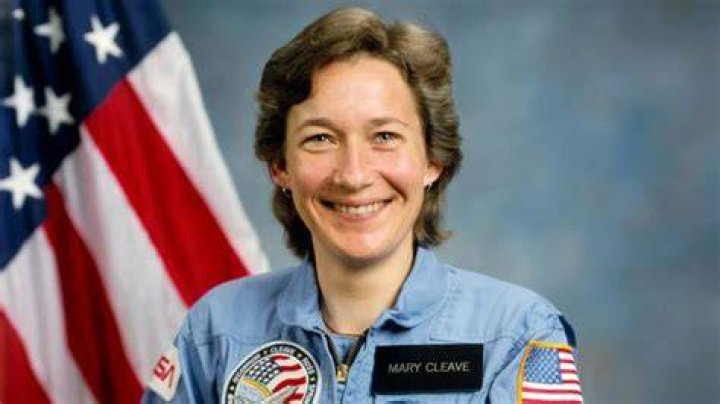 How did Mary Cleave die? First woman to fly on NASA's space shuttle
