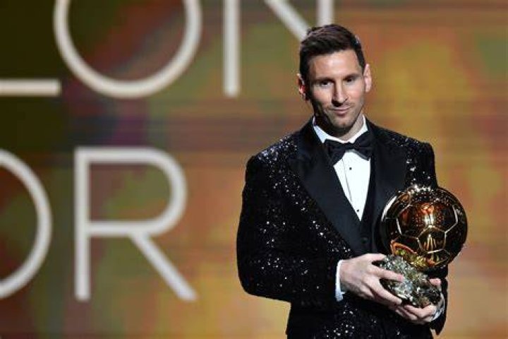 How many Ballon D'Ors could Pele and Maradona have Won in Prime [All