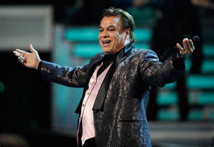 Juan Gabriel's Last Day 'Full of Joy, Laughter and Love' (Exclusive