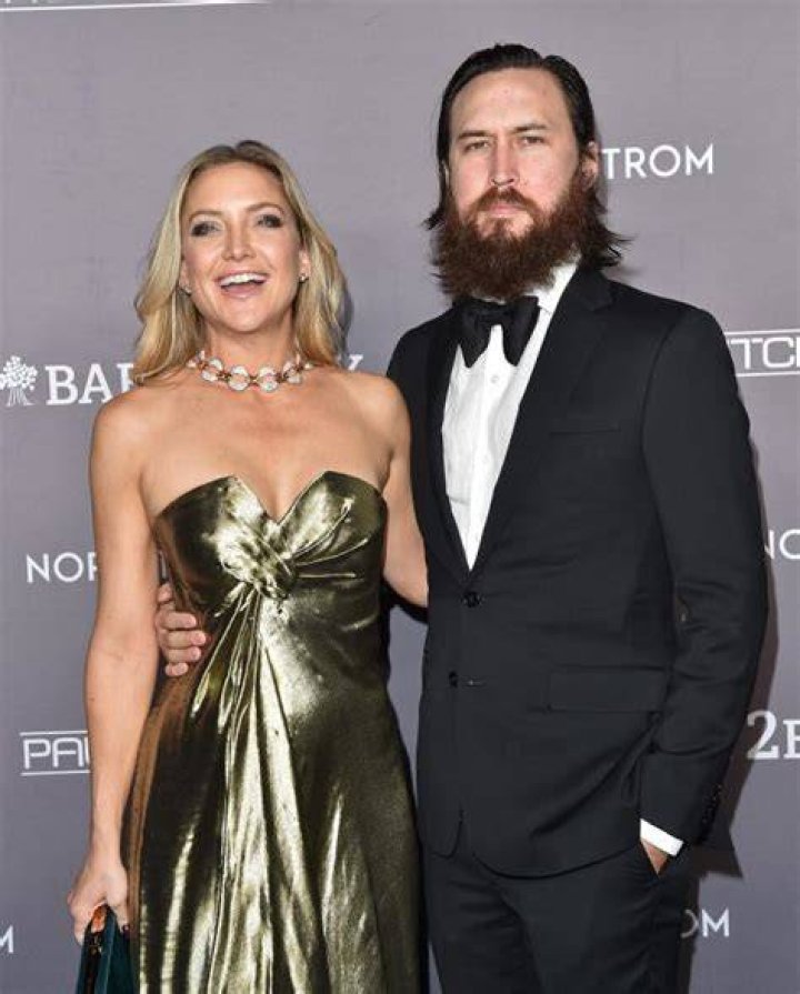Kate Hudson is engaged to Danny Fujikawa