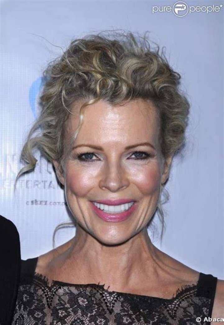 Kim Basinger, 60 years old. Kim Basinger, Ageless Style, Ageless Beauty