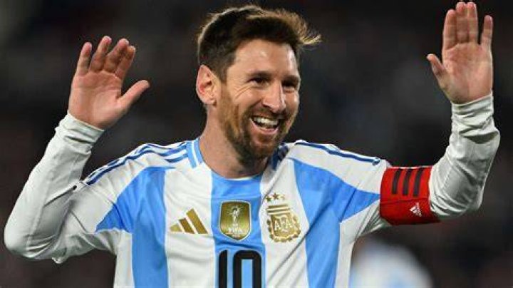 Lionel Messi. ONEZERO EcoHouse Lionel messi house, Celebrity houses