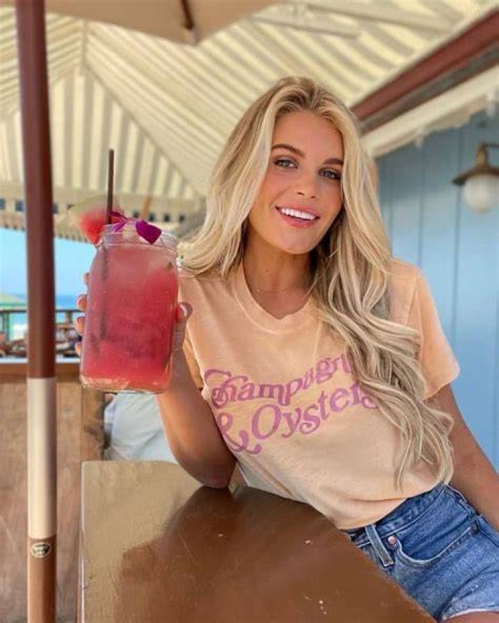 Madison LeCroy (madison.lecroy) &bull; Instagram photos and videos in 2022