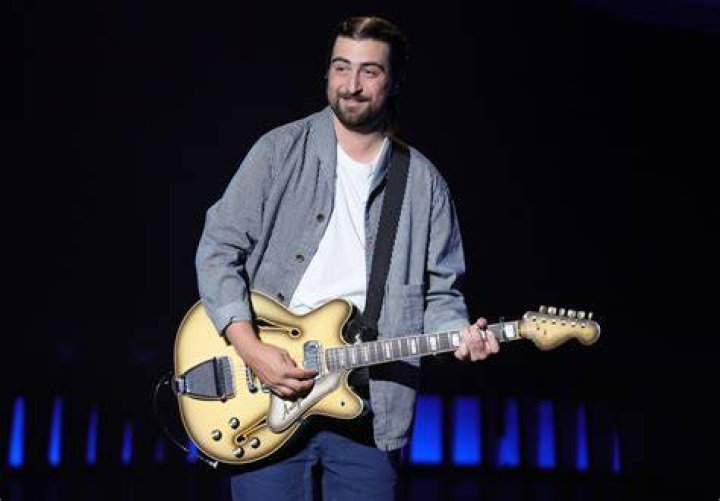 Noah Kahan's Big Year How The "Stick Season" Singer Became A FolkPop