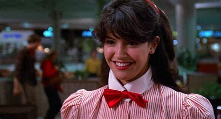 Phoebe Cates Where Is She Now? Know Her Net Worth, Age, Husband