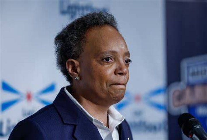 Rejecting Lori Lightfoot, Chicago picks progressive to face school