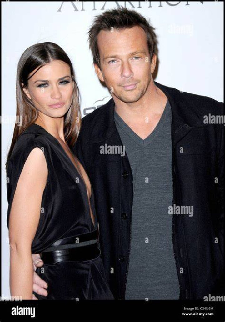 Sean Patrick Flanery: Relationships Explored