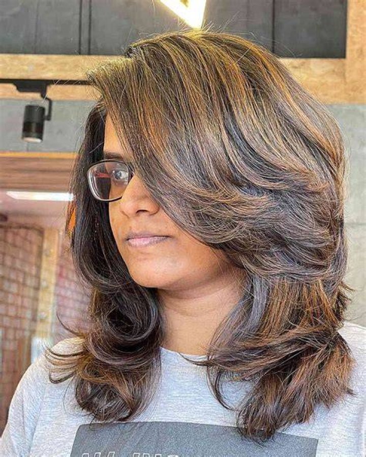Short and medium long hairstyles with radiant colors for men and women