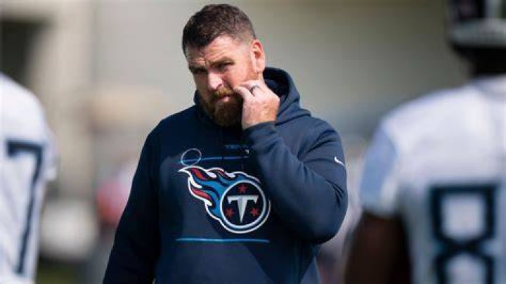 Titans offensive coordinator on billionaire dad "I've been lucky