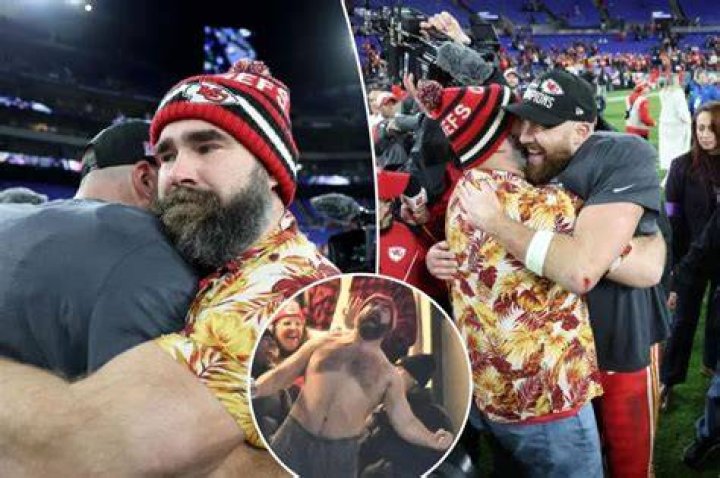 What keeps Jason Kelce feeling young going into his 10th season