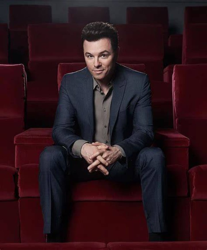 Who is Seth MacFarlane's Wife/girlfriend? Age, Net worth, movies and Tv shows and singing